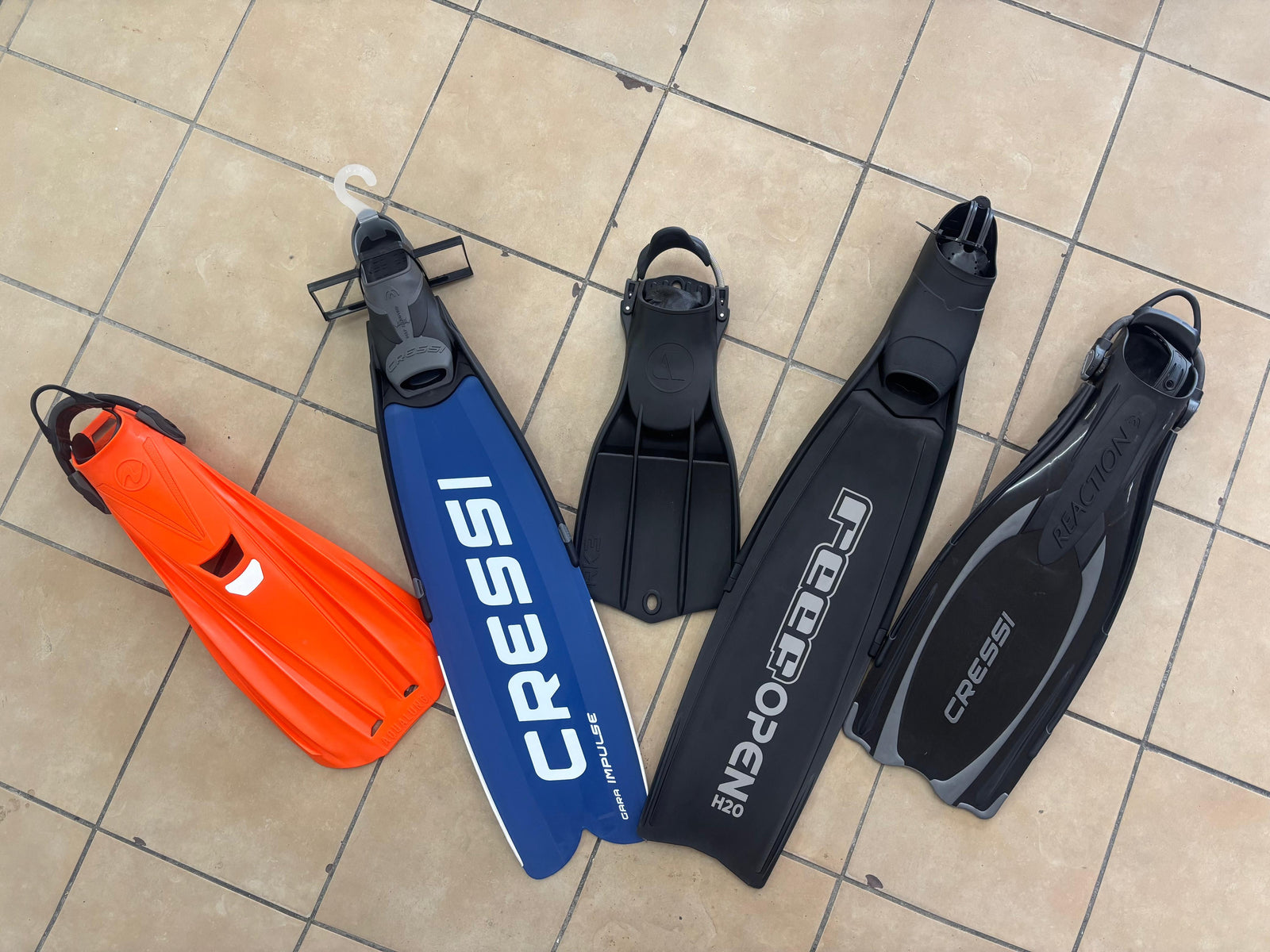 Freediving and scuba fins