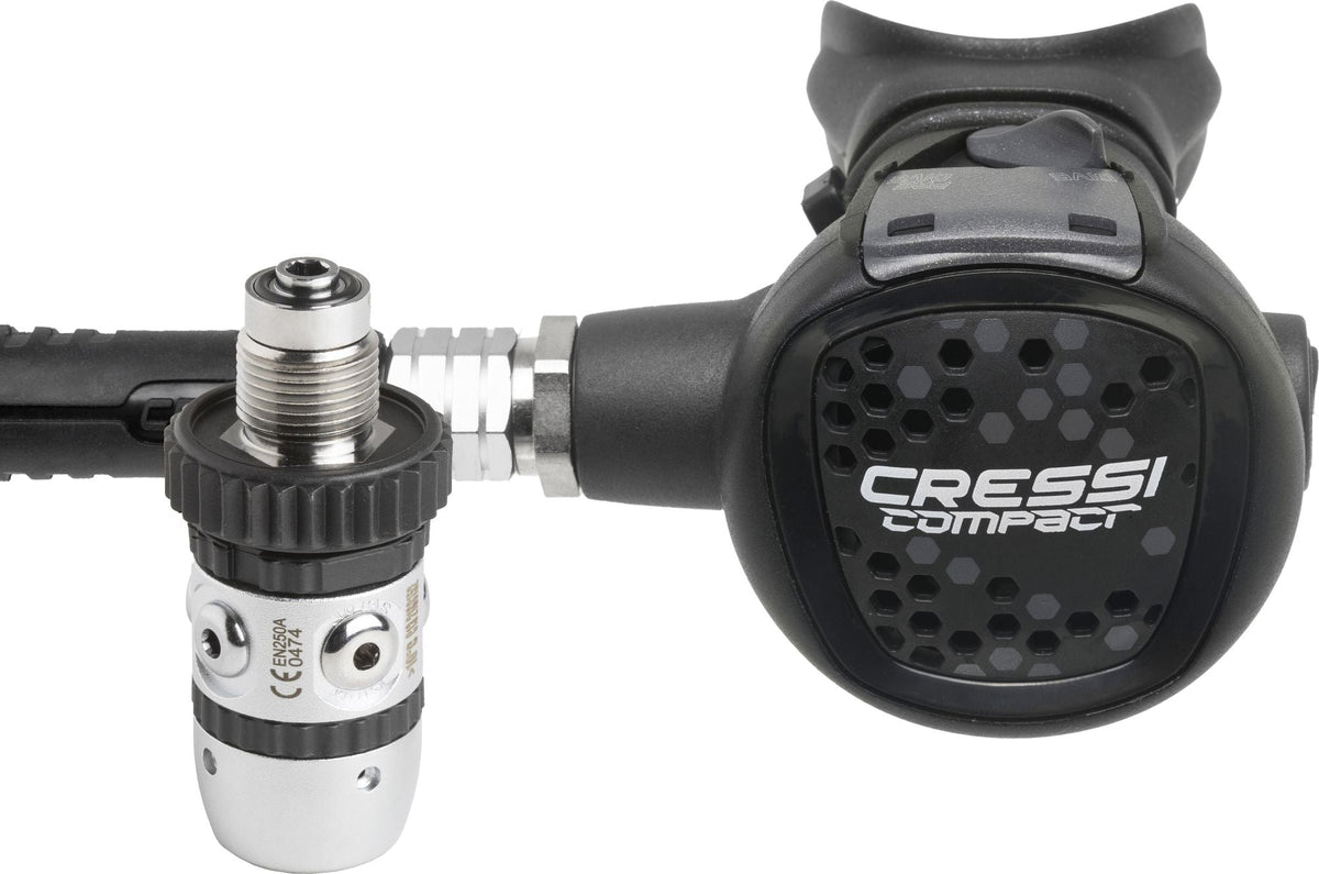 AC2 Compact Regulator