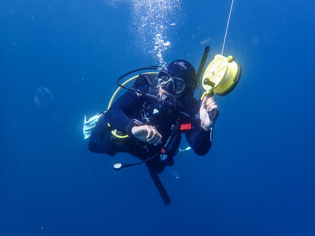 PADI Deep Diver on a safety stop